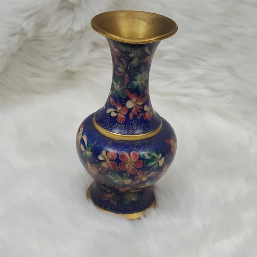 Vintage Cloisonn Vases Set 2 Red Blue Robert Kuo's Chinese metal Enamel Floral